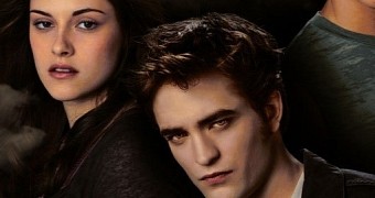“Twilight” Is Officially Coming Back, on Facebook [NYT]