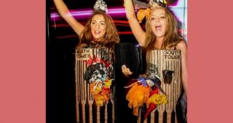 Amber Langford and Annie Collinge don Twin Towers costumes
