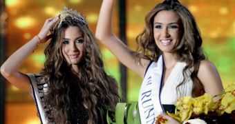 Twin Wins Miss Lebanon 2012, Sister Comes in Second