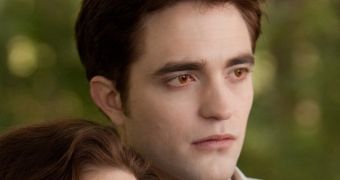 Two Brand New “Breaking Dawn Part 2” Pics: Bella Is Now a Vampire