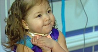 Adalynn Willett was born with her intestines and liver outside her body