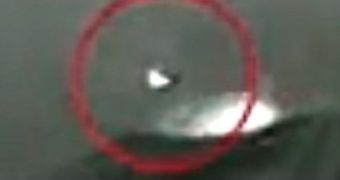 UFO Flies Inside Volcano in Mexico - Video