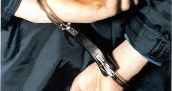 UK Police Arrests Money Mule Recruiter