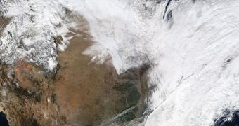 Aqua MODIS image of the snowstorm covering the US and Canada on January 2, 2014
