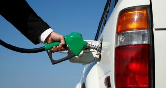The US announces plans to build gasoline storage reserves