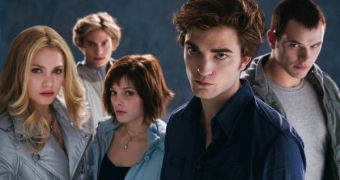 Fans are offered the chance to meet the “Twilight” stars with Twilight Convention at Sea