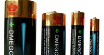 Batteries outfitted with ultracapacitors could last longer and hold more electricity