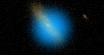 This blue flash signals the inevitable birth of the SNLS-04D2dc supernova