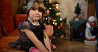5-year-old Rosie Davies has had a surgery to repair a spinal gap with bones taken from her legs