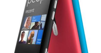 Unlocked Nokia Lumia 800 Arrives in the UK via Clove