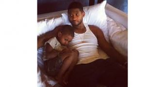Usher gives thanks for son's rescue
