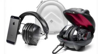 V-Moda M-100, the Newest Pair of Headphones in the Crossfade Line