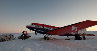 Measurements taken from the Polar-6 research aircraft, link the measurements from CryoSat and those taken on the ice