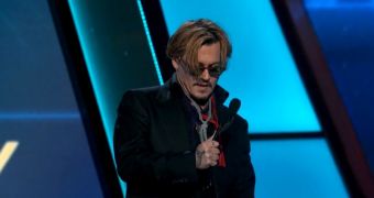 Johnny Depp was totally drunk at the Hollywood Film Awards 2014 in November