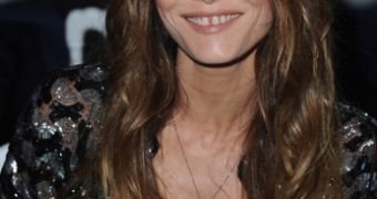 Vanessa Paradis has reportedly moved on from Johnny Depp to Carla Bruni’s ex Benjamin Biolay
