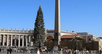 A picture of the tree that ornated the Vatican in 2004