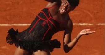 Venus Williams rocks black lace outfit for French Open first round