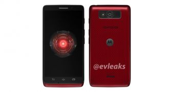 Motorola DROID Mini in Red
