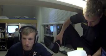 Video Shows Annoying Roommate Acting Out During Finals Week
