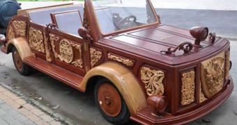 Vietnamese Guy Makes Wooden Car That Actually Runs