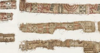 Persian patterns on silk fragments recovered from the Oseberg ship