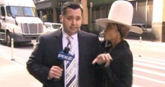 Erykah Badu crashes live report on Shia LaBeouf for a kiss with WPIX reporter