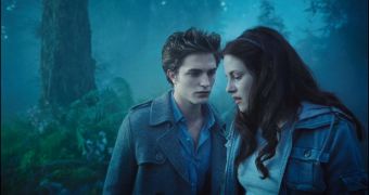 Viral of the Day: Honest Trailer for “Twilight”