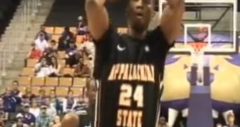 Viral of the Day: Worst Free Throw Ever