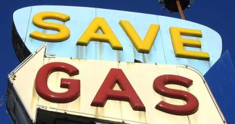 Save Gas sign