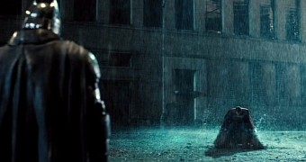 Batman and Superman face each other in “Batman V. Superman: Dawn of Justice” first trailer
