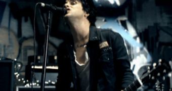 Green Day premieres new video on MTV