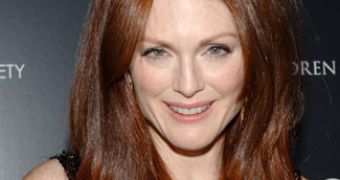 Watch: Julianne Moore Demands That Washington Push for Sustainable Energy