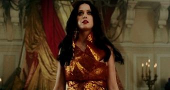 Katy Perry in her new video "Unconditionally"