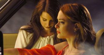 Watch: Lana Del Rey “Summertime Sadness” Video
