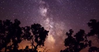 Watch: Randy Halverson's “Horizons” Is a Stunning Time-Lapse of the Night Sky