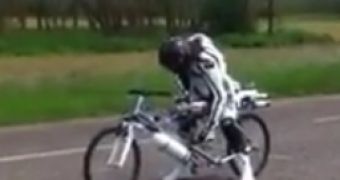 Watch: Rocket-Powered Bicycle Breaks Land Speed Record
