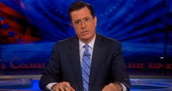 Stephen Colbert pays tribute to his late mother on his return to the Colbert Report