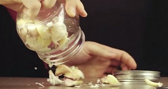 Watch: Video Illustrates the Fastest Way to Peel Garlic