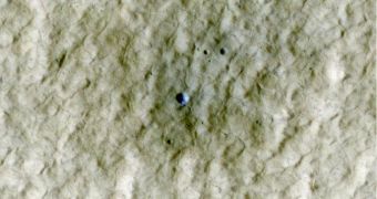 The water-ice-filled impact crater that HiRISE observed