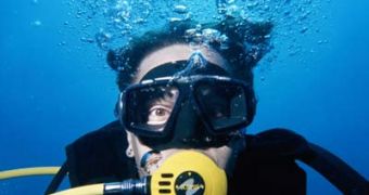 Rebreathers produce little to no bubbles, due to their high efficiency