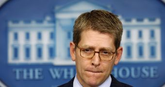White House Urges Russia to Deny Snowden Asylum