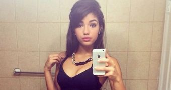 Here is Yovanna Ventura, fitness model and Justin's new girlfriend