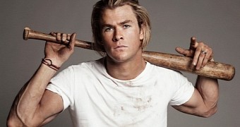 Chris Hemsworth will appear as the receptionist in next year's “Ghostbusters” reboot