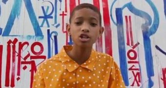Willow Smith Sings Her Heart Out in “I Am Me” Video