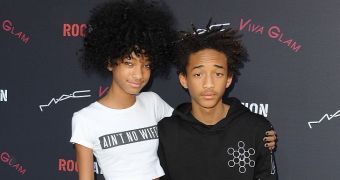 Willow and jayden Smith sleep with snakes in their beds, the world finds out
