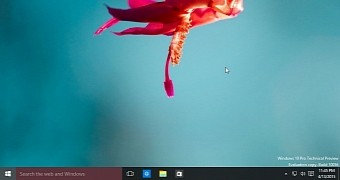 Windows 10 build 10056 desktop