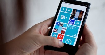 The mobile version of Softpedia.com on WP 8.1