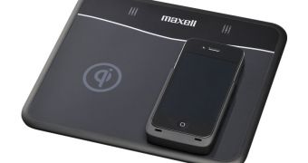 The Maxell wireless iPhone charger