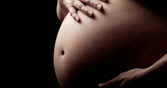 Woman Wants Doctors to Impregnate Her with Dead Daughter's Child