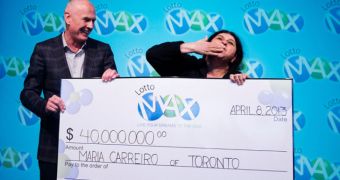 Maria Carreiro gives thanks for winning $40M (€30M) at the lottery